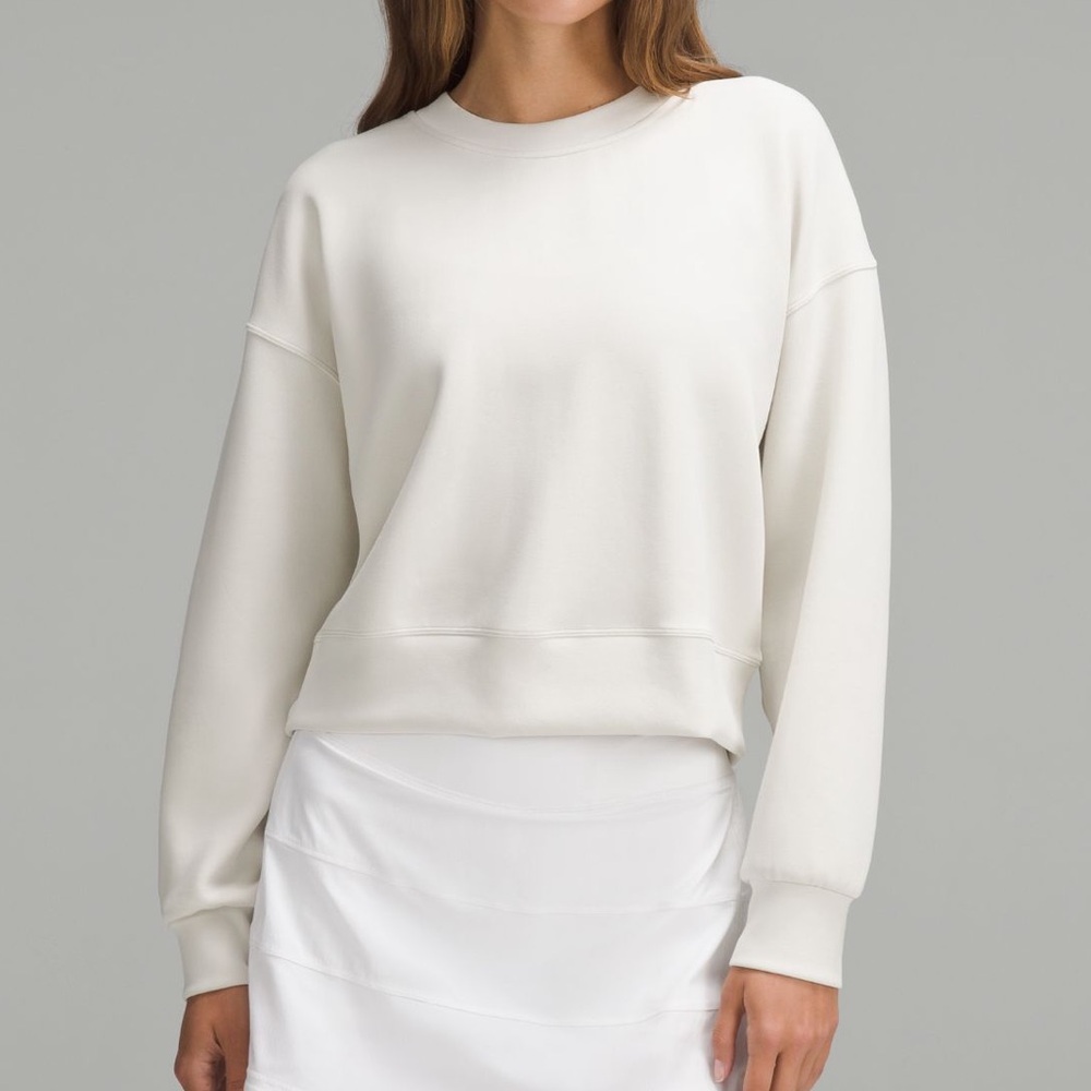 NWT Softstreme Perfectly Oversized Cropped Crew in White Opal